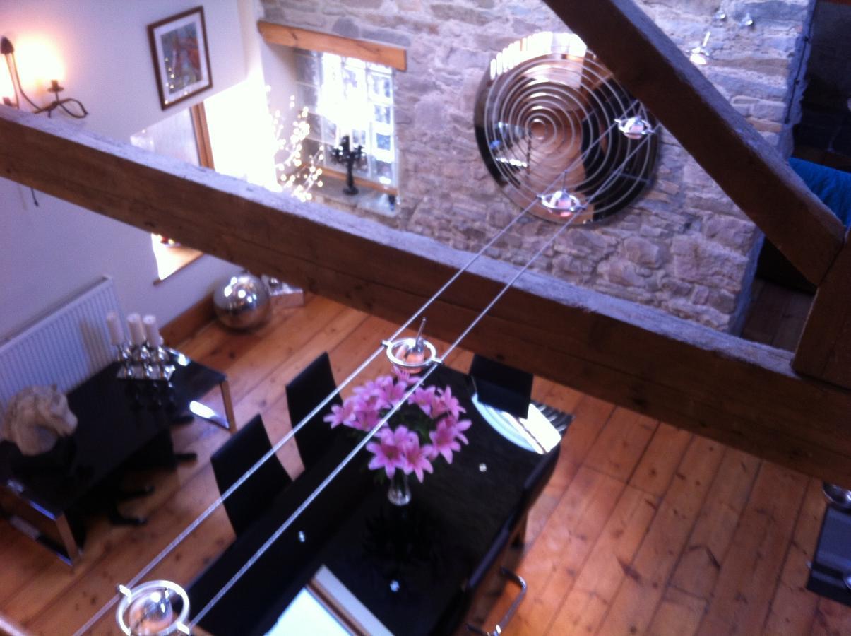 Bed and Breakfast Beudy Bach Cross Hands Habitación foto